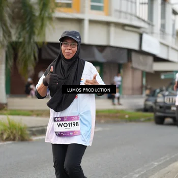 Runner Photo 8000332