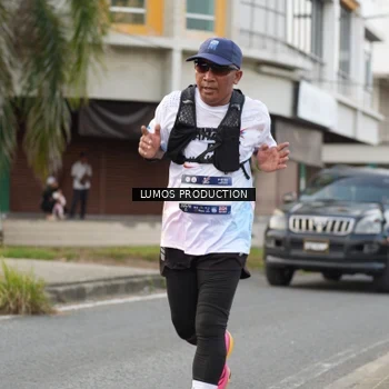 Runner Photo 8000341