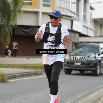 Runner Photo 8000344