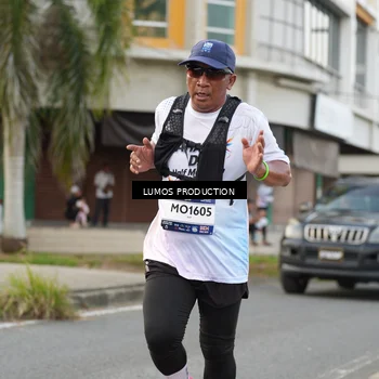 Runner Photo 8000347