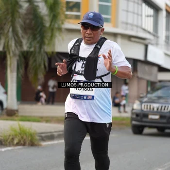 Runner Photo 8000349