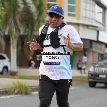 Runner Photo 8000354