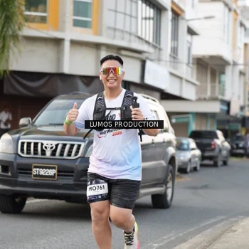 Runner Photo 8000366