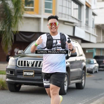 Runner Photo 8000374