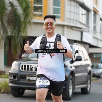 Runner Photo 8000376