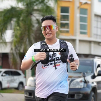 Runner Photo 8000395