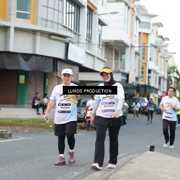 Runner Photo 8000411