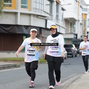 Runner Photo 8000413