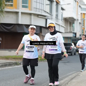 Runner Photo 8000423
