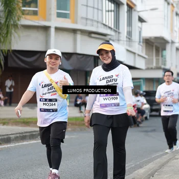 Runner Photo 8000426