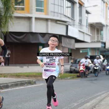 Runner Photo 8000451