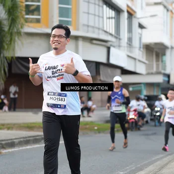 Runner Photo 8000452
