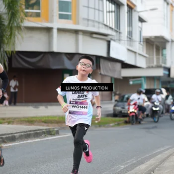 Runner Photo 8000453