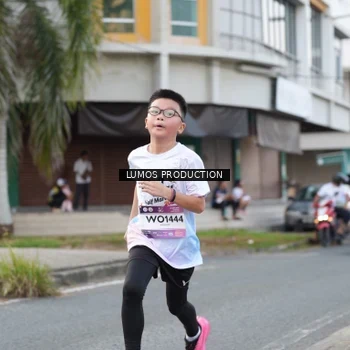 Runner Photo 8000461