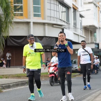 Runner Photo 8000472