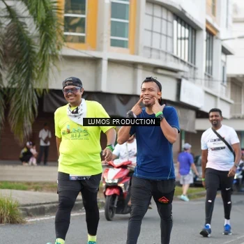 Runner Photo 8000478