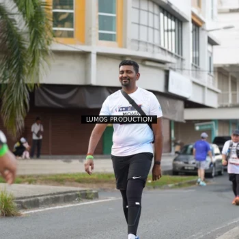 Runner Photo 8000489
