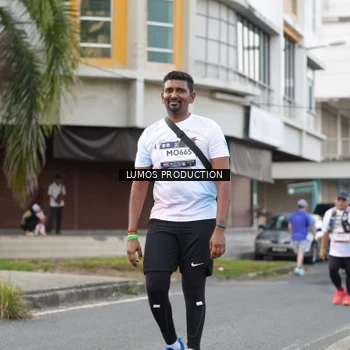 Runner Photo 8000499