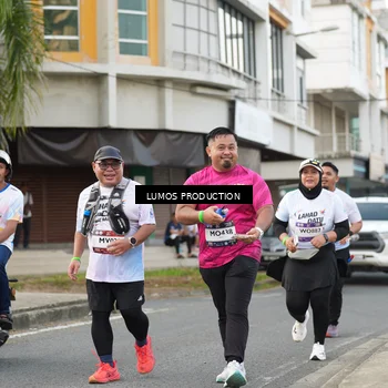 Runner Photo 8000526