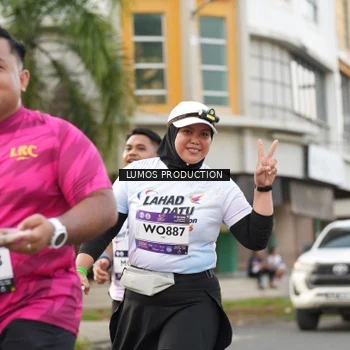 Runner Photo 8000556