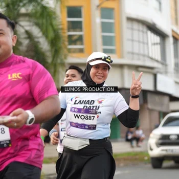 Runner Photo 8000557