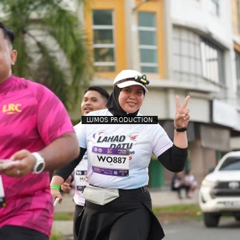 Runner Photo 8000560