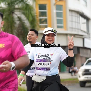 Runner Photo 8000564