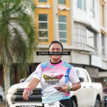 Runner Photo 8000581