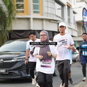 Runner Photo 8000614