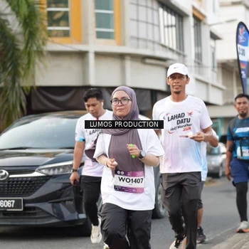 Runner Photo 8000615
