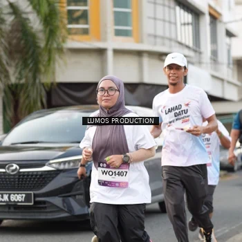 Runner Photo 8000624