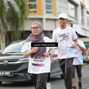 Runner Photo 8000631