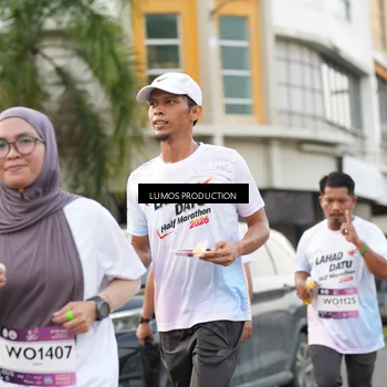 Runner Photo 8000635