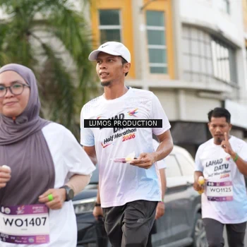 Runner Photo 8000638