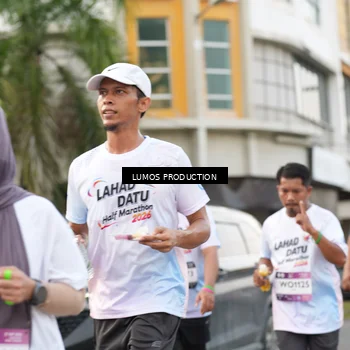 Runner Photo 8000642