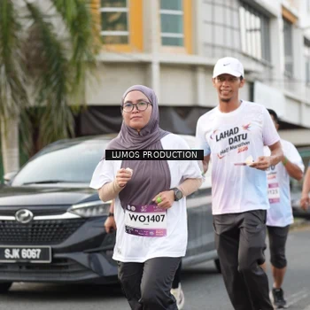Runner Photo 8000644