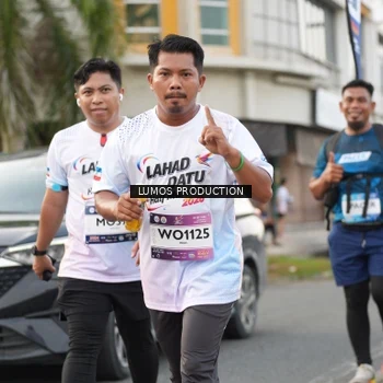 Runner Photo 8000647