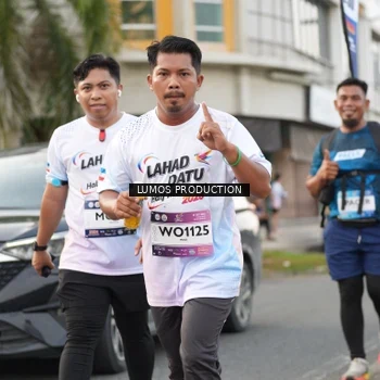 Runner Photo 8000649