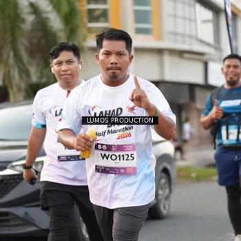Runner Photo 8000650