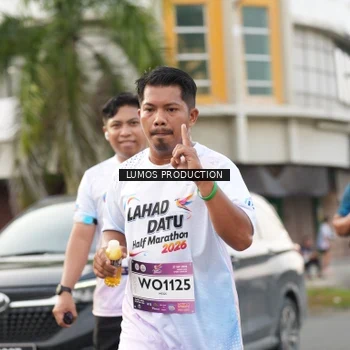 Runner Photo 8000653