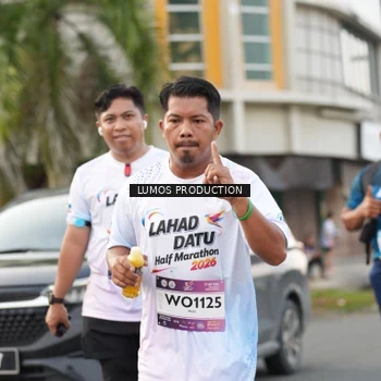 Runner Photo 8000656