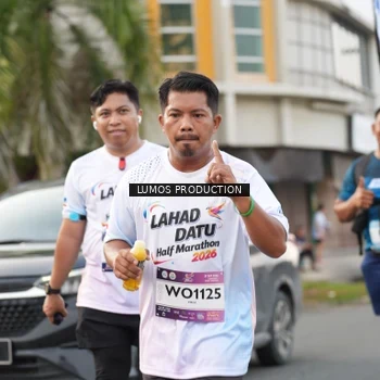 Runner Photo 8000659