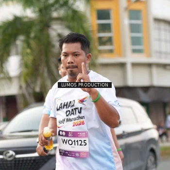 Runner Photo 8000660