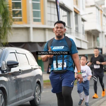 Runner Photo 8000661