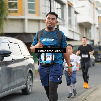 Runner Photo 8000666
