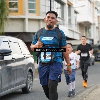 Runner Photo 8000673