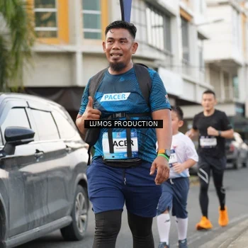 Runner Photo 8000682