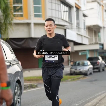 Runner Photo 8000683