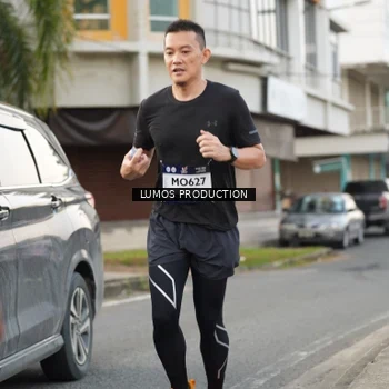 Runner Photo 8000687