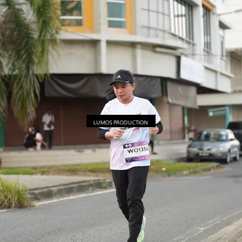 Runner Photo 8000701